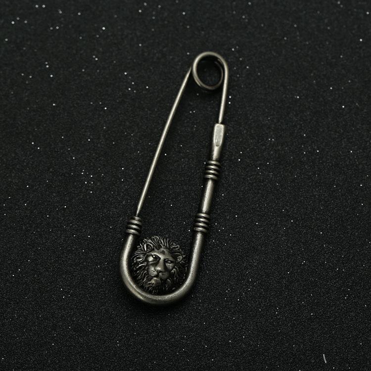 Versatile Retro Lion Head Brooch: Irregular Pendant & U-shaped Safety Pin