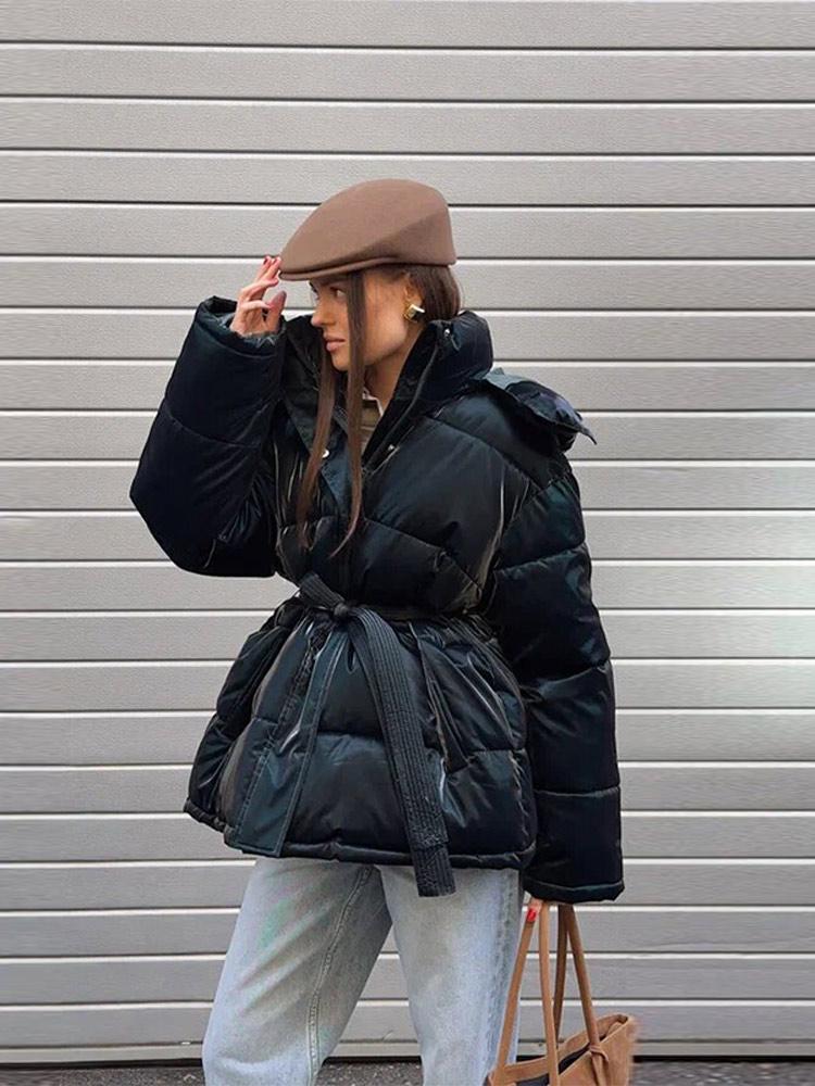 Women's Hooded Long Sleeved Slim Zipper Pocket Winter Jacket