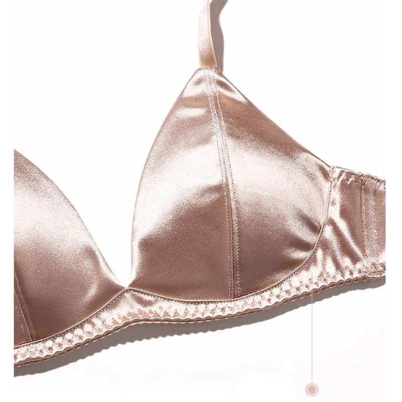 Completo intimo francese da donna con reggiseno push-up sexy con stampa leopardata e scollo a V profondo, lingerie in seta ghiacciata senza cuciture, reggiseno e perizoma di alta qualità