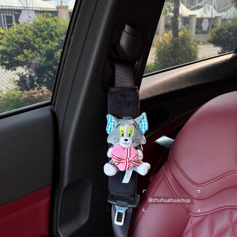

Authentic Hugable Love Heart Cat and Mouse Car Seatbelt Shoulder Pad Cute Plush Toy Car Interior Decoration New Car Gift Heartfelt Tom Shoulder Support