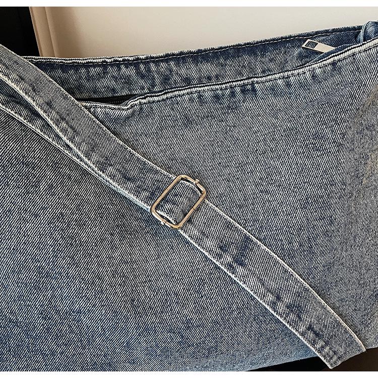 2026 Versatile Large-Capacity Personalized Denim Tote & Crossbody Bag