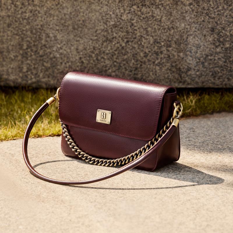 

2025 Autumn Winter New High-Quality Textured Single Shoulder Bag Fashion Chain Simple Fashion Commuter Bag Crossbody Small Square Bag Long24CM、Wide8CM、High