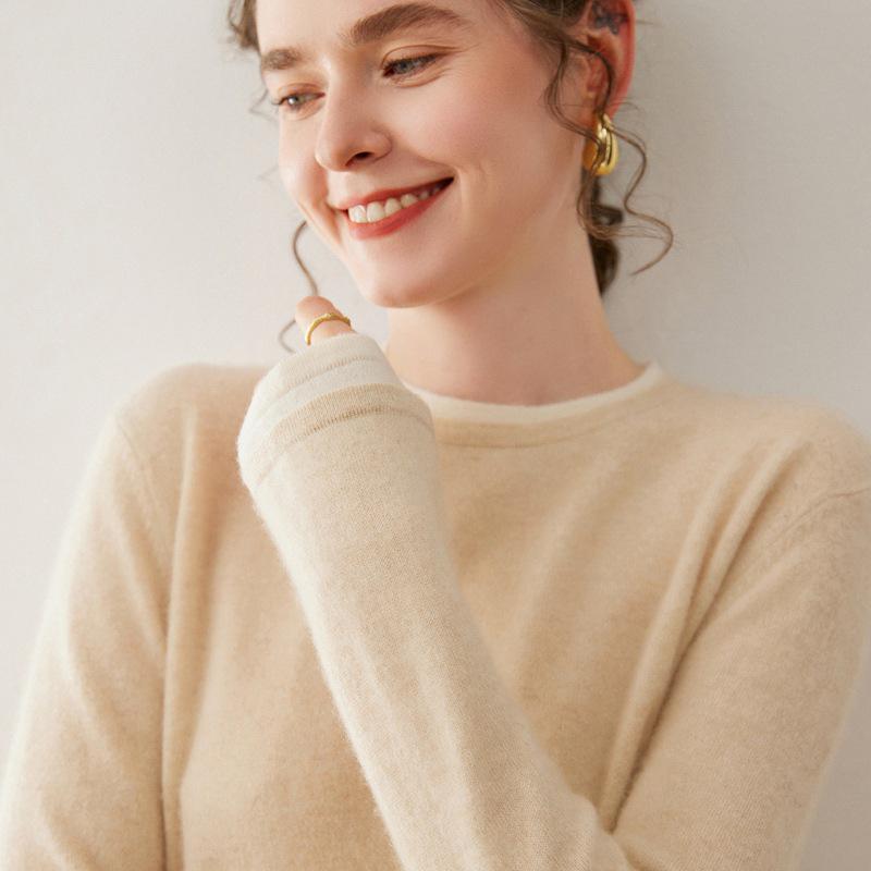 Korean Style Cashmere Color-Block Double-Layer Knit Sweater: Women's Autumn/Winter Loose Round Neck Pullover.