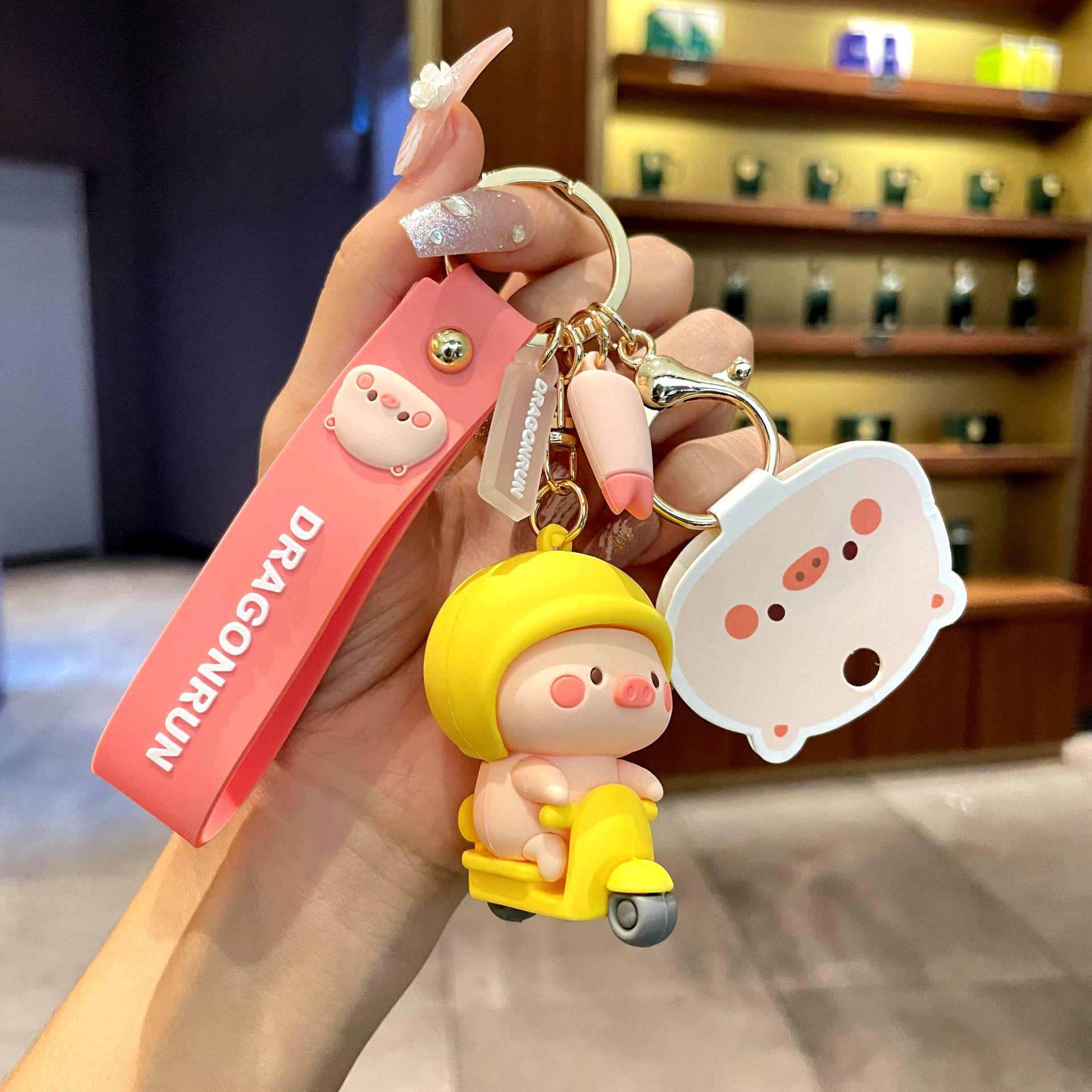 

Милый мультяшный брелок-подвеска в виде плюшевой свинки – модный аксессуар для рюкзаков и ключей