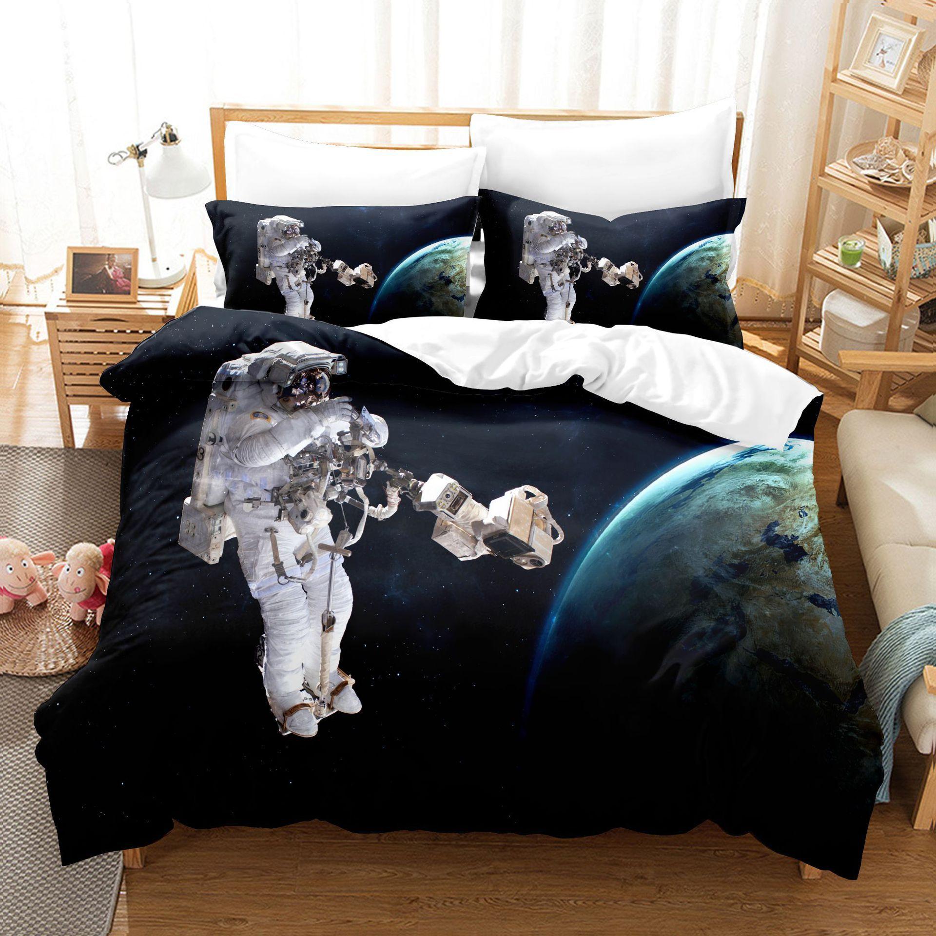 Astronaut Digital Printing Three-Piece Set Three-Dimensional Abraded Duvet Cover Pillowcase Chemical Fiber Kit 70 * 133