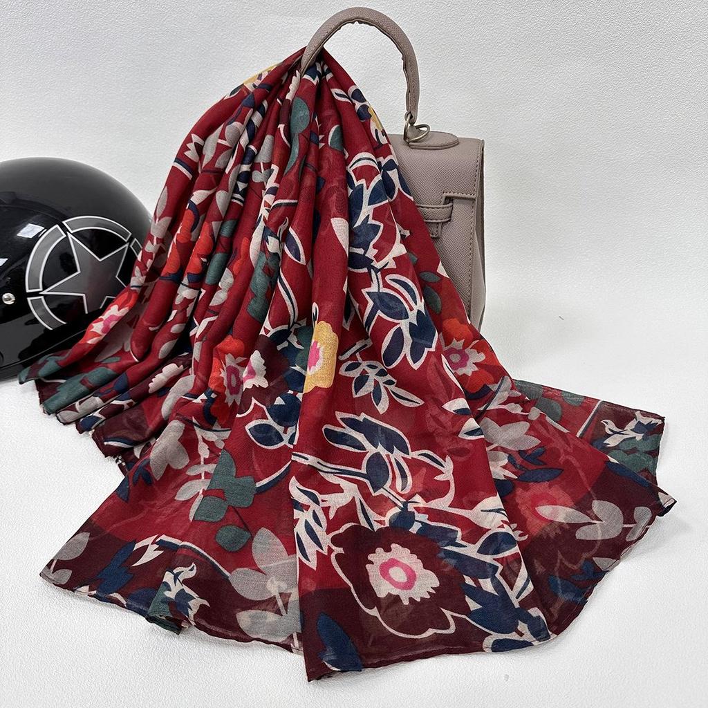 Foulard in Seta Floreale Stile Coreano: Sciarpa da Donna Leggera, Calda e Versatile Autunno/Inverno