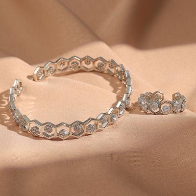 Htpwe Copper Metal Honeycomb Hexagonal Hollow Opening Bracelet Ring Set For Women 18k Gold Couple Holiday Gift Set Party Zircon