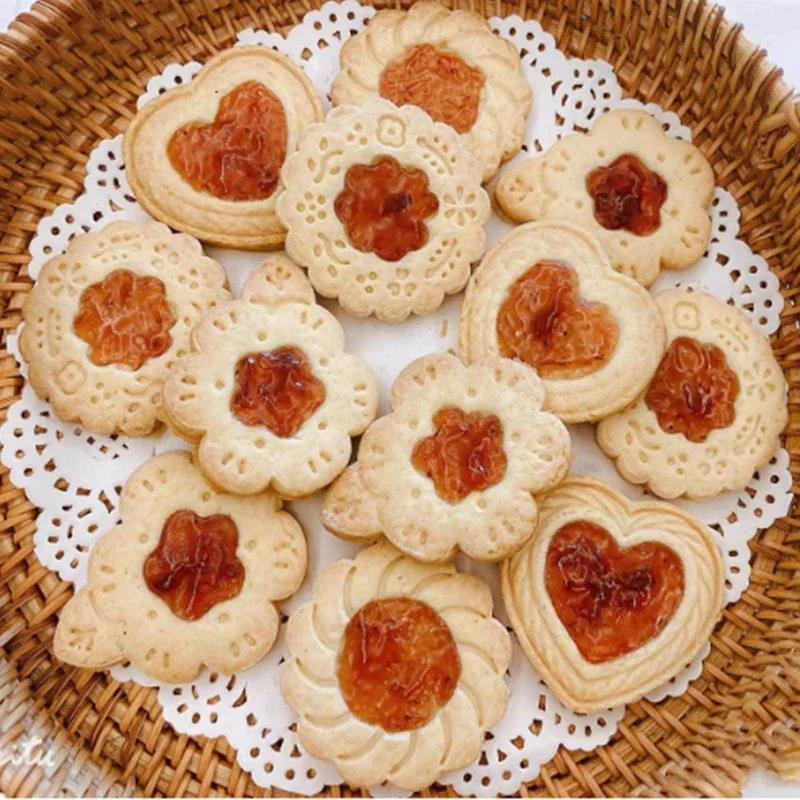 New Jam Sandwich Flower Cookie Cutter 3D Valentine Day Biscuit Mould Pressable Fondant Stamp New Year Cake Decor Baking Supplies