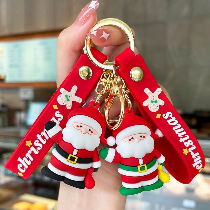 Adorable Snowman Keychain: Cartoon Pendant for Car or Backpack, Perfect Christmas Gift