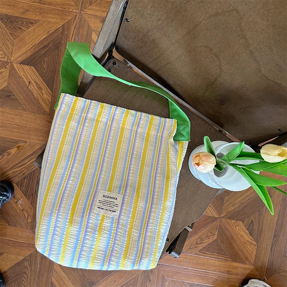 

Плісирована контрастна сумка через плече в смужку, свіжа і універсальна брезентова сумка великої місткості, шкільна сумка для учениць