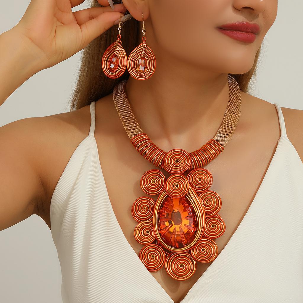 European and American Exaggerated Necklace Earrings Set Banquet Jewelry Necklace