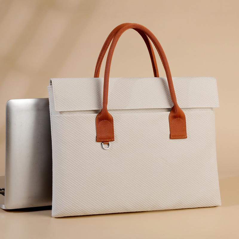 17-inch Lightweight Japan-Korea Laptop Commuting Handbag with Printed Logo