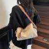 Bag women's 2025 spring and summer new high-end commuter underarm bag fashionable versatile women's casual shoulder messenger bag