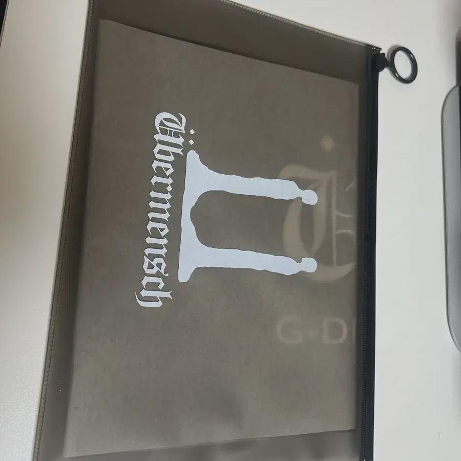 

Gd G-dragon Weevermansh Concert Slogan