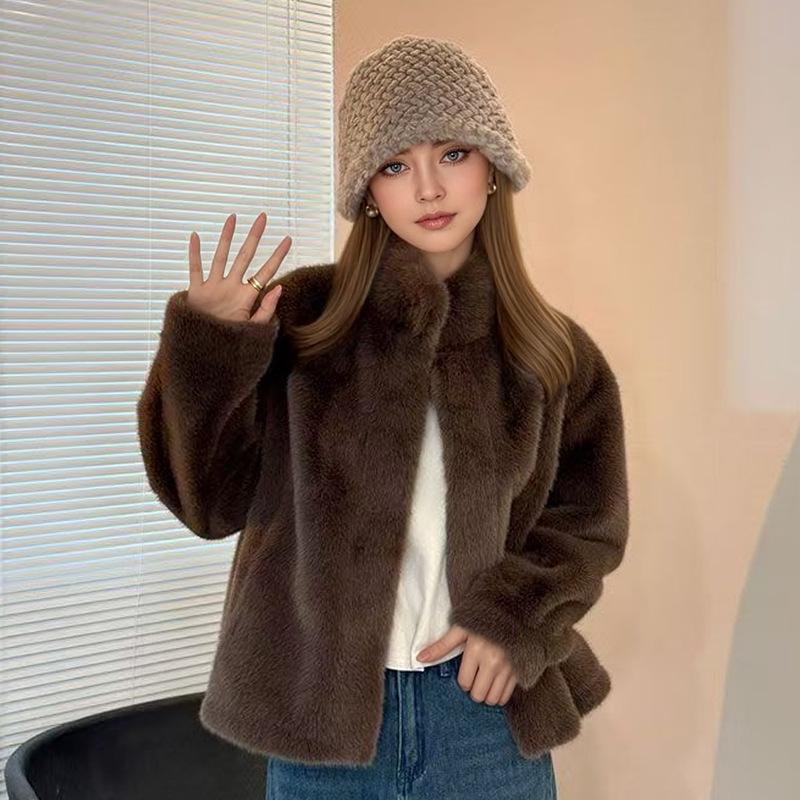 

Plush Stand-Up Collar Slim Fit Fluffy Coat for Autumn and Winter One Size кавовий