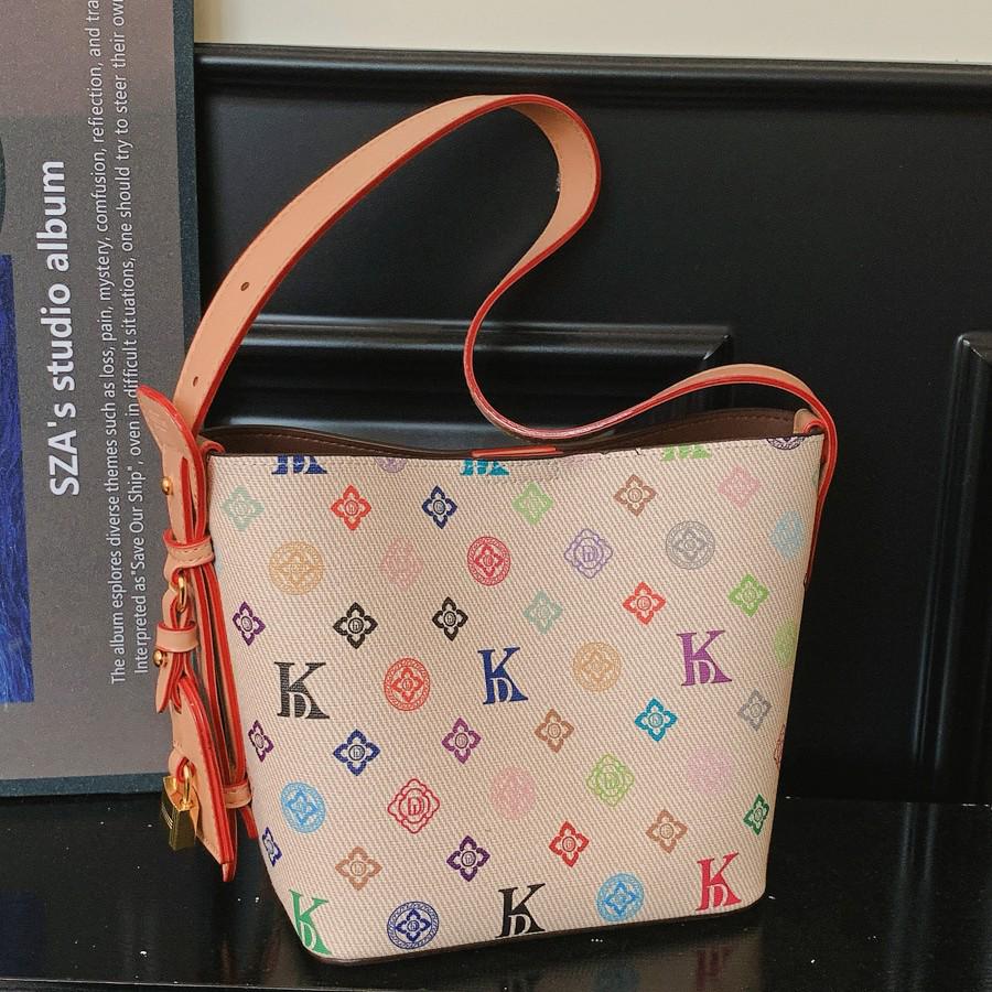 2026 Women's Spring Monogram Shoulder Bag: High-End Fashion & Versatile Handbag