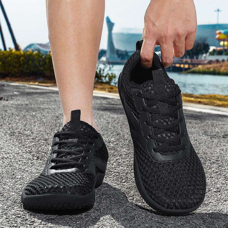 Wide Toe Box Sneakers for Men Breathable Mesh Cross-training Shoes Anti-slip Gym Exercise Casual Sports Shoes Plus Size 39-48