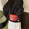 Niche saddle bag new fashionable versatile messenger small bag simple shoulder bag mobile phone bag