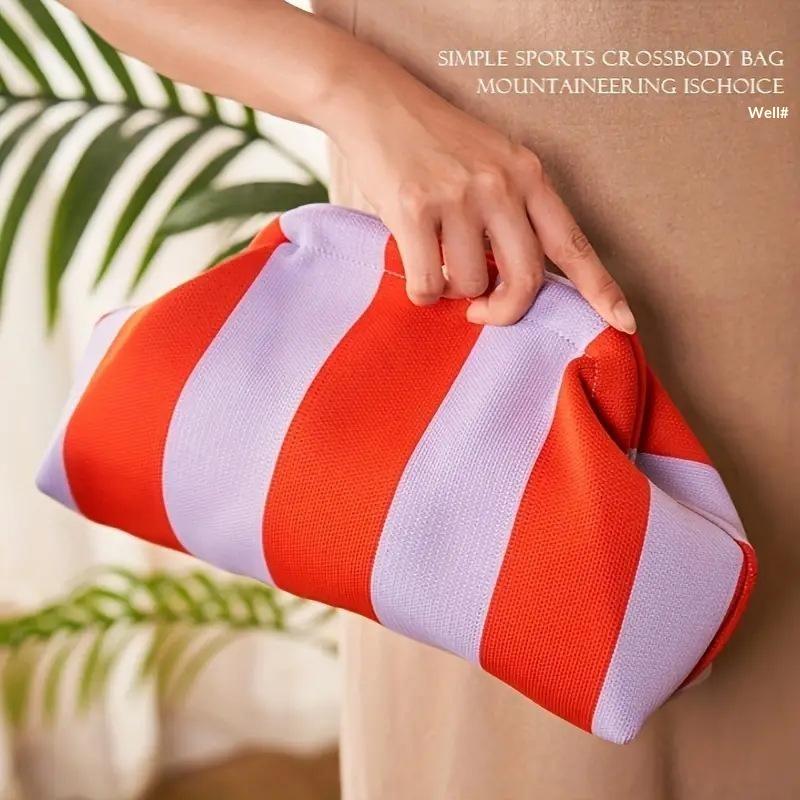 Polyester Cosmetic Clutch Bag Breathable Stain Resistant Large Capacity Makeup Bag for Ladies Daily Travel Gift