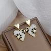Korean Vintage Flower Heart Stud Earrings For Women Rose Daisy Pattern Enamel Earrings Bridal Wedding Party Fashion Jewelry