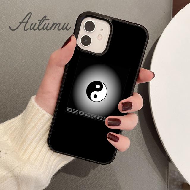 Eight Diagrams Taiji Yin Yang Phone Case for iPhone 11 12 13 14 Pro Max Mini XR XS SE 2020 7 8 Plus Samsung S21 S22 Cover Shell