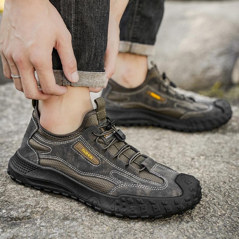 Quality Light Mountaineering Shoes for Men Earthquake Resistant Stress Reducing Anti Slip Sneakers Wear-resistant Travel Shoes