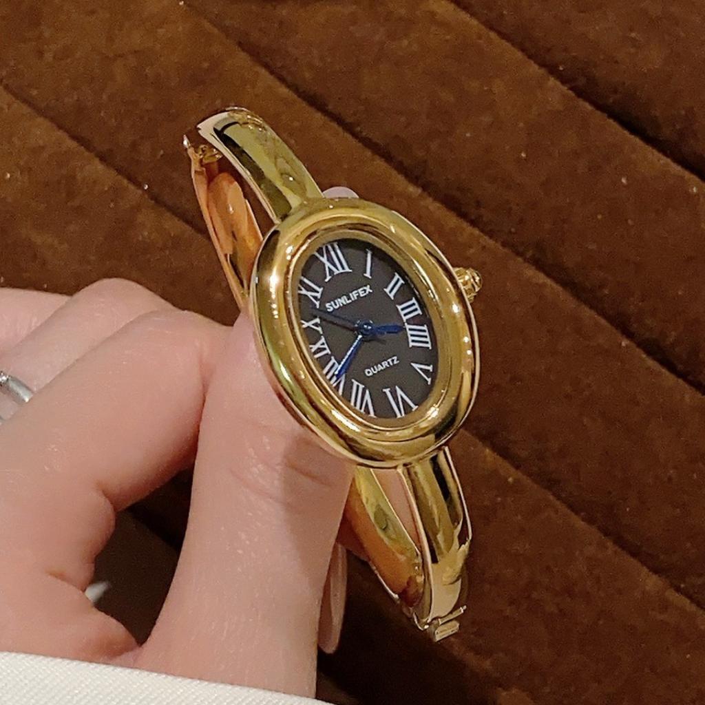 Watch Women's Bath Bracelet Watch Roman Scale High-end Temperament Versatile Quartz Watch