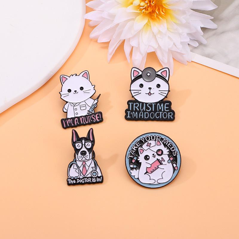 4PCS Cute Animal Doctor Nurse Enamel Pins Cartoon Dog Cat Stethoscope Medical Metal Badge Lapel Brooch Denim Jewelry Accessories