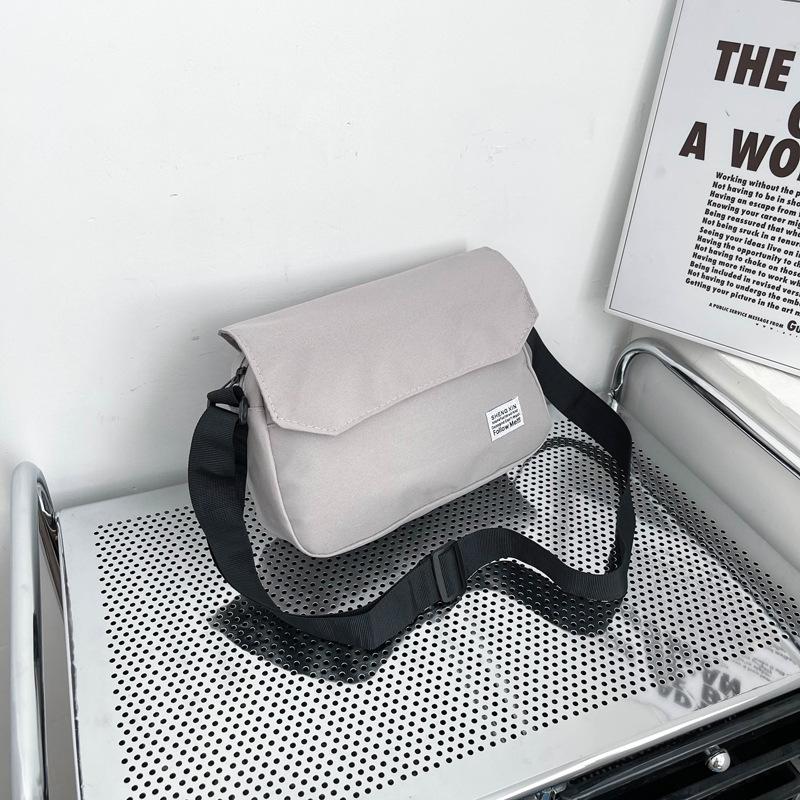 Japanese satchel men's canvas messenger bag simple retro wide shoulder strap messenger bag female literary student shoulder bag
