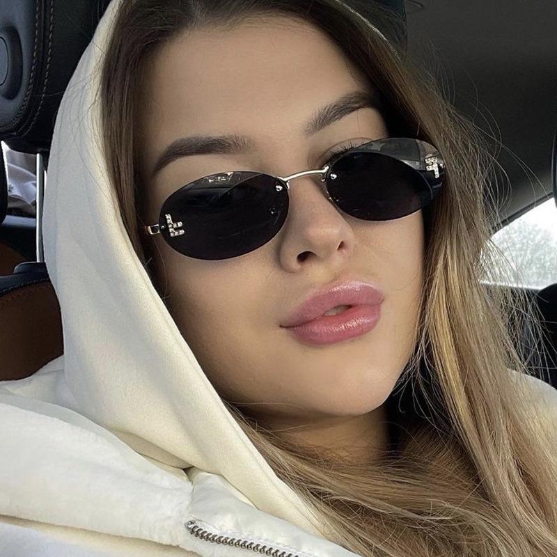Letter F Frameless Trim Sunglasses Oval Retro Small FrameTrendy Holiday Travelling Sunglasses Women Fashion Metal Sunglasses