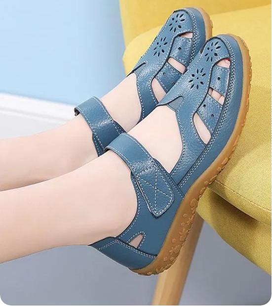 Женские сандалии с вырезами весенние и уличные шлепанцы на плоской подошве повседневная дышащая обувь One Size синий 1830₽