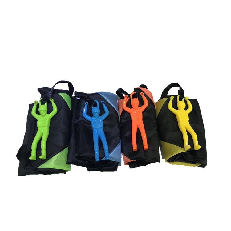 Hand Throwing Parachute Toy Kids Outdoor Funny Toys Game Play Toys for Children Fly Parachute Sport with Mini Soldier Toys