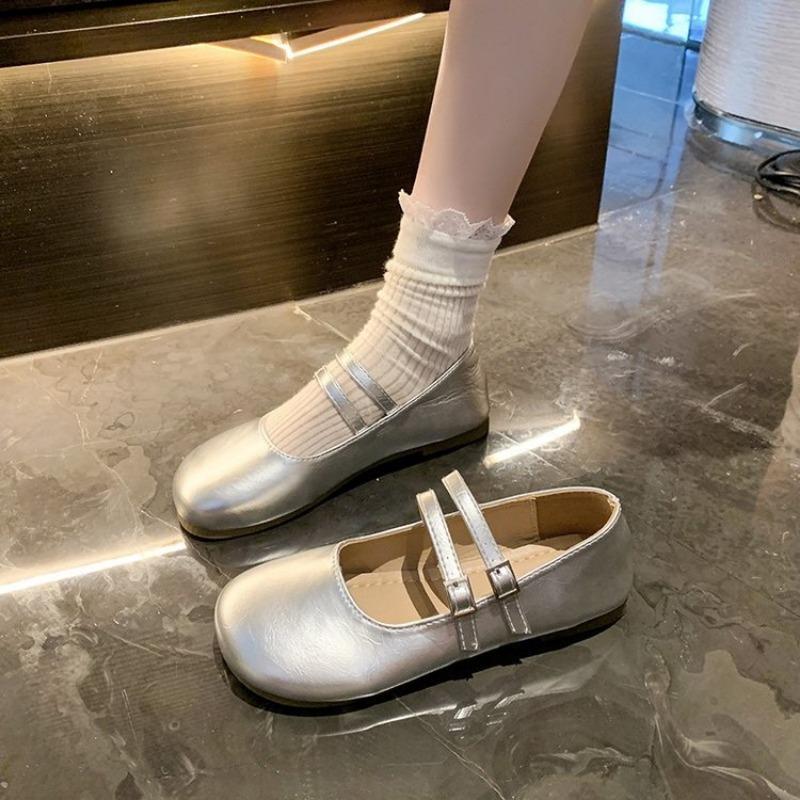 Ljusrunda runda champagnefärgade Doudou-skor höstens nya dubbla spännen med skärp och kjol Mary Jane-skor