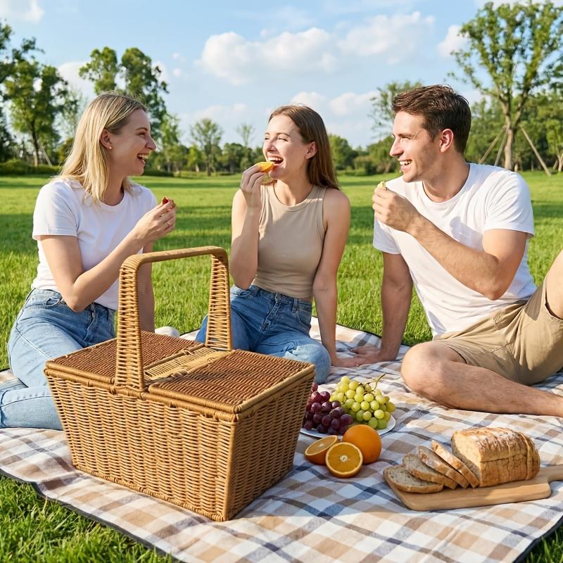 Wicker Picnic Basket with Handle & Lid Vintage-Style Gifts for for Picnic Camping Outdoor Storage Basket