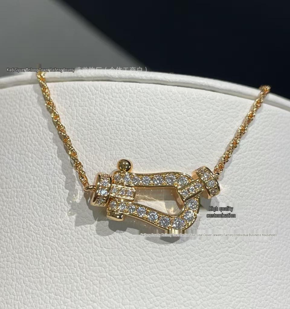 Fred 18K Gold Horsebit Diamant Anhänger Schlüsselbein Kette