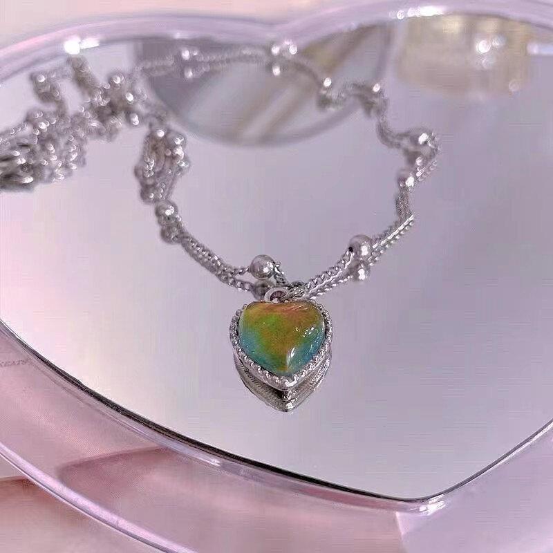 Discoloration Love Pendant Necklace Fashion Women Thermochromic Mood Monitor Heart Pendant Necklaces Stainless Steel Chain Necklaces Jewelry Gift