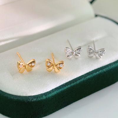 Sweet and Cute Bow Earrings for Women with Light Luxury High-end and Versatile Commuter Style Earrings