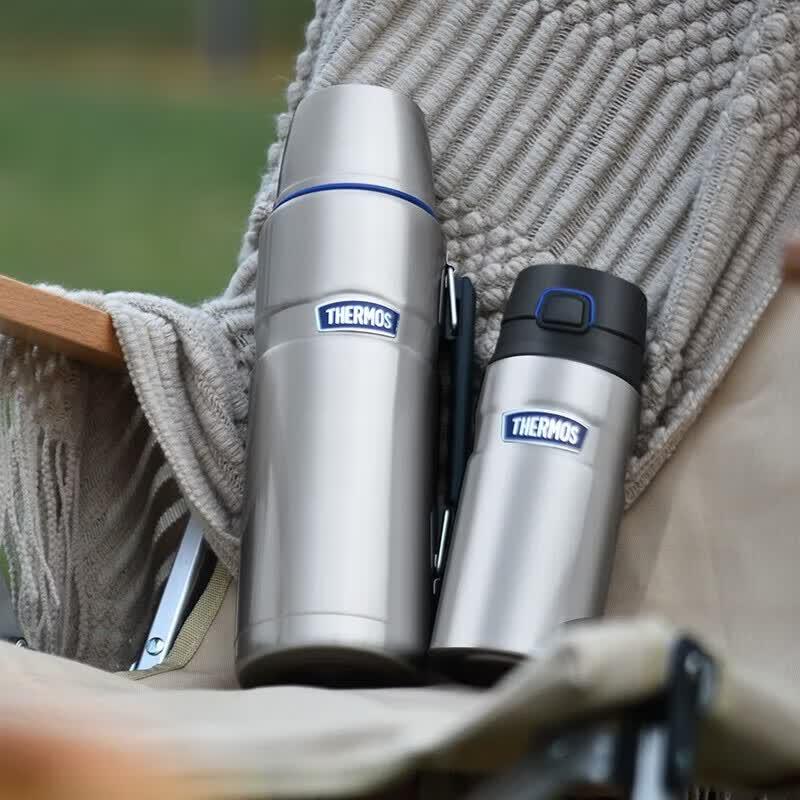 THERMOS Stainless Steel Vacuum Insulated Bottle