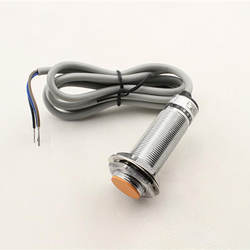 Metall Induktiver Näherungsschalter LB3-3NKNBPKPBLKLBAKAB-F, 24V AC/DC Zwei-/Dreidraht-Sensor