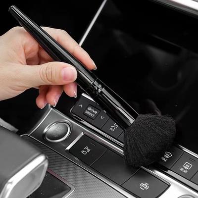 Îngrijire auto – Bureți, cârpe şi perii