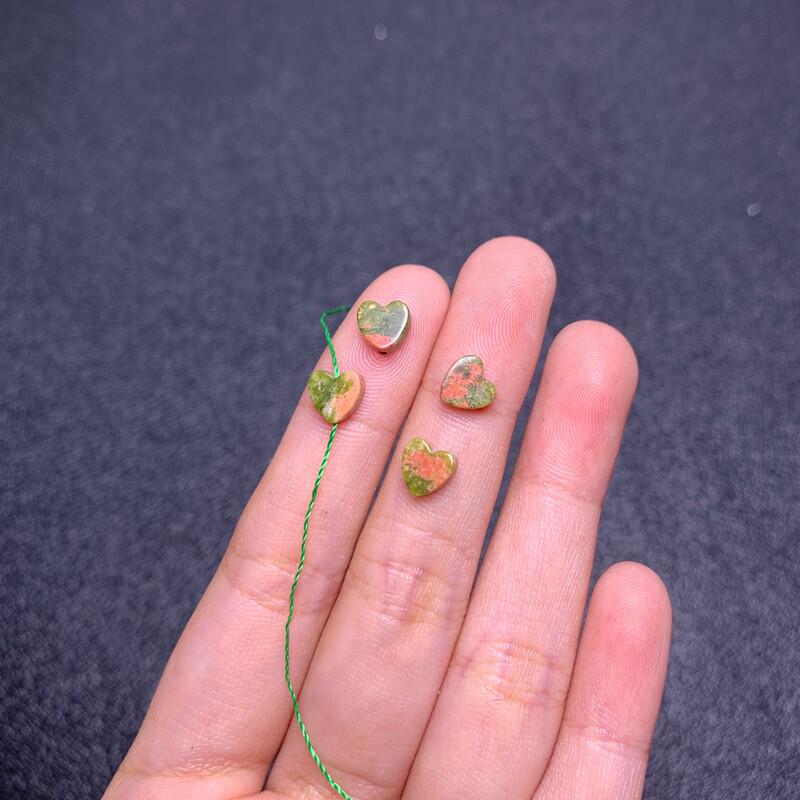 Green Stone Heart Spacer Bead for DIY Jewelry Making, Flat Peach Heart with Through Hole