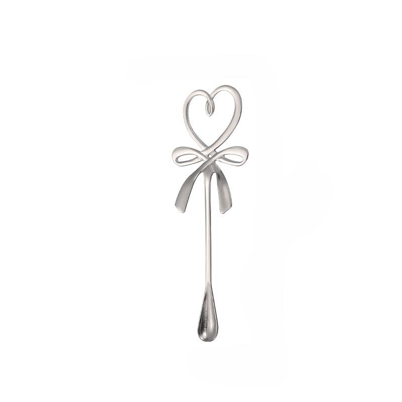 

1PC Mini Bow Knot Heart Shaped Spoon Stainless Steel Coffee Tea Dessert Spoon Hanging Spoons Table Decoration Flatware Tableware срібний