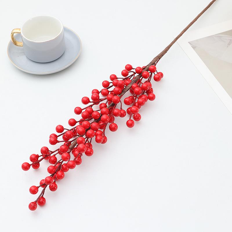 Chi Tuo Winterberry Red Berries for Festive Home Decor and Floral Arrangements