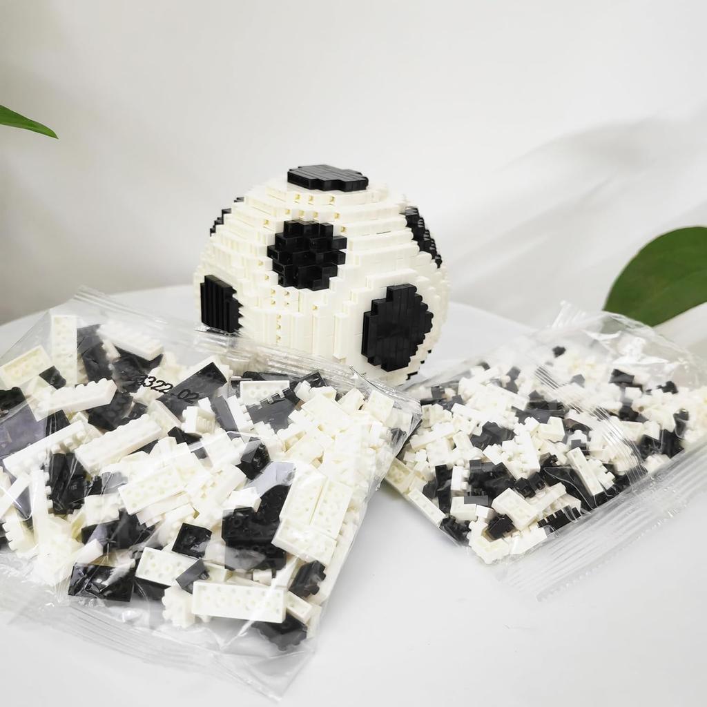 Sport  DIY Mini Building Blocks: Soccer & Basketball Set Creative Assembled Toys, Ideal Gift for Sports Fans, Unique Room Decor
