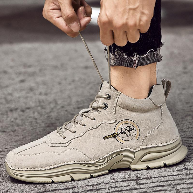 2025 new autumn and winter velvet cotton shoes medium and high top outdoor fashion casual pigskin sports hundred tower soft sole men's shoes