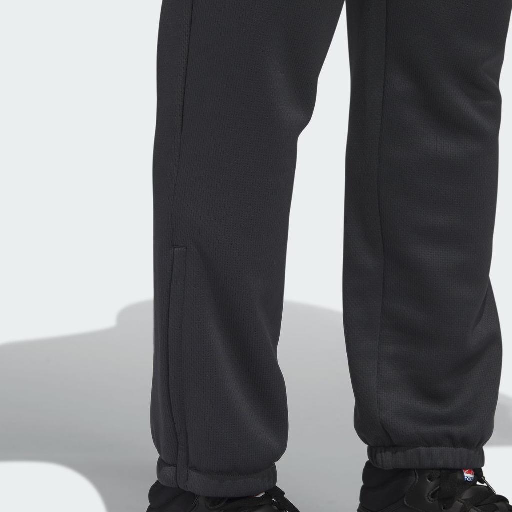 Adidas Knitted Sweatpants Men's Black Moderate Slim Fit Pants IC2415