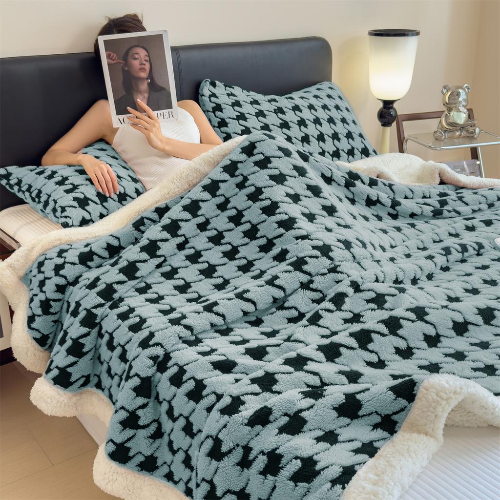 Houndstooth Pattern Fleece Blanket Set with Pillowcase Double Layer Thick Warm Artificial Wool Blankets for Bed Sofa Fall Winter