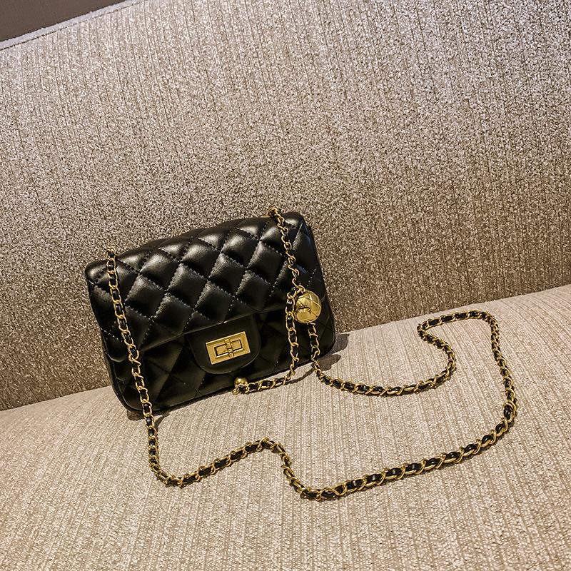 2025 New Winter Xiaoxiangfeng Crossbody Bag Women's Rhombus Chain Shoulder Bag Trendy Ins Fashion Versatile Square Bag