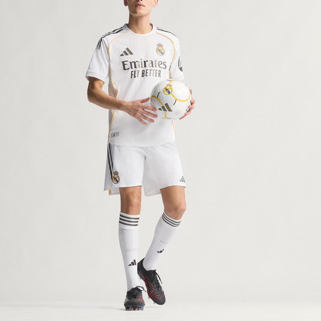 Adidas Real Madrid 25/26 Home Player Version Comfortable Simple Short Sleeve Football Jersey Men Jersey JV5918