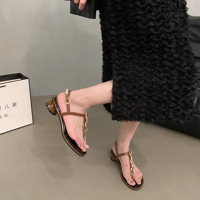 Niche thick heel French toe sandals fairy shoes 2025 new summer black temperament with skirt Roman shoes